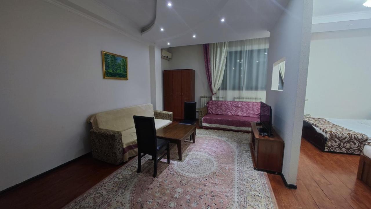 Bishkek Villa Hotel Eksteriør bilde
