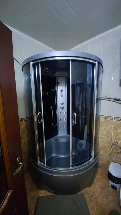 Bishkek Villa Hotel Eksteriør bilde