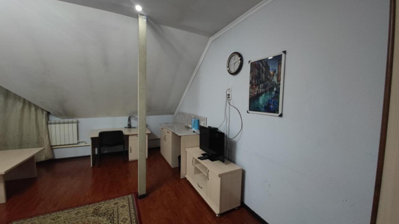 Bishkek Villa Hotel Eksteriør bilde
