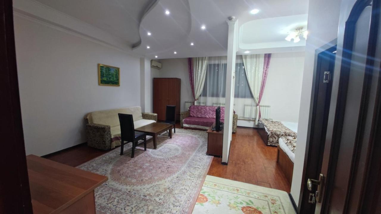 Bishkek Villa Hotel Eksteriør bilde