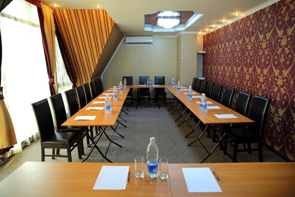 Bishkek Villa Hotel Eksteriør bilde