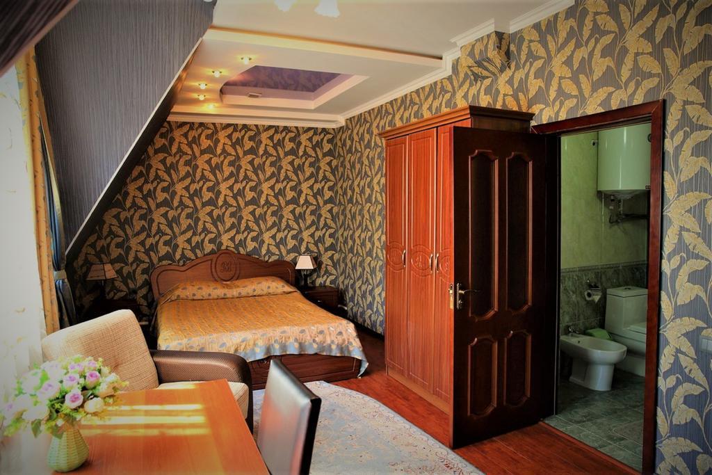 Bishkek Villa Hotel Eksteriør bilde
