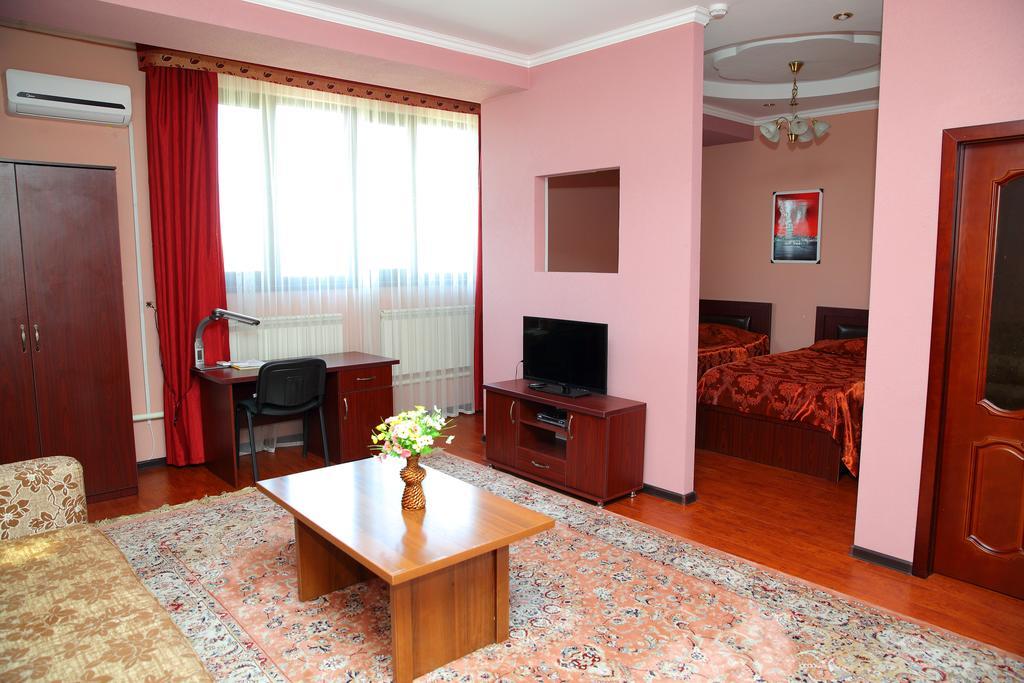 Bishkek Villa Hotel Eksteriør bilde