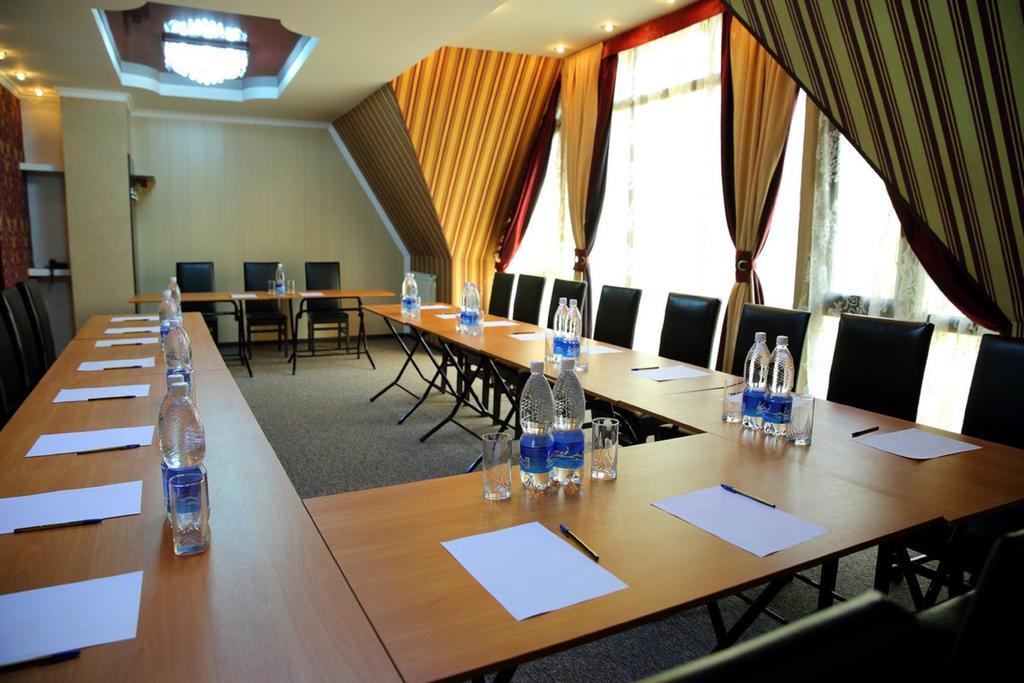Bishkek Villa Hotel Eksteriør bilde